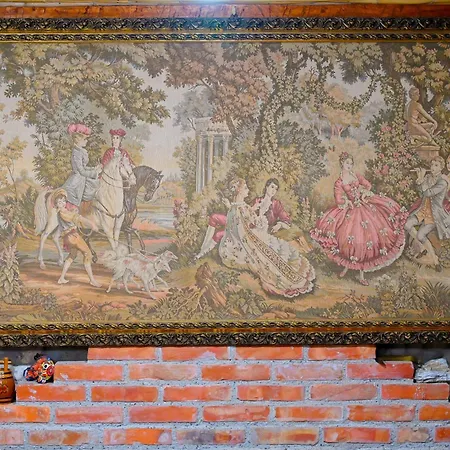Hotel Bujtina Syni Zi 